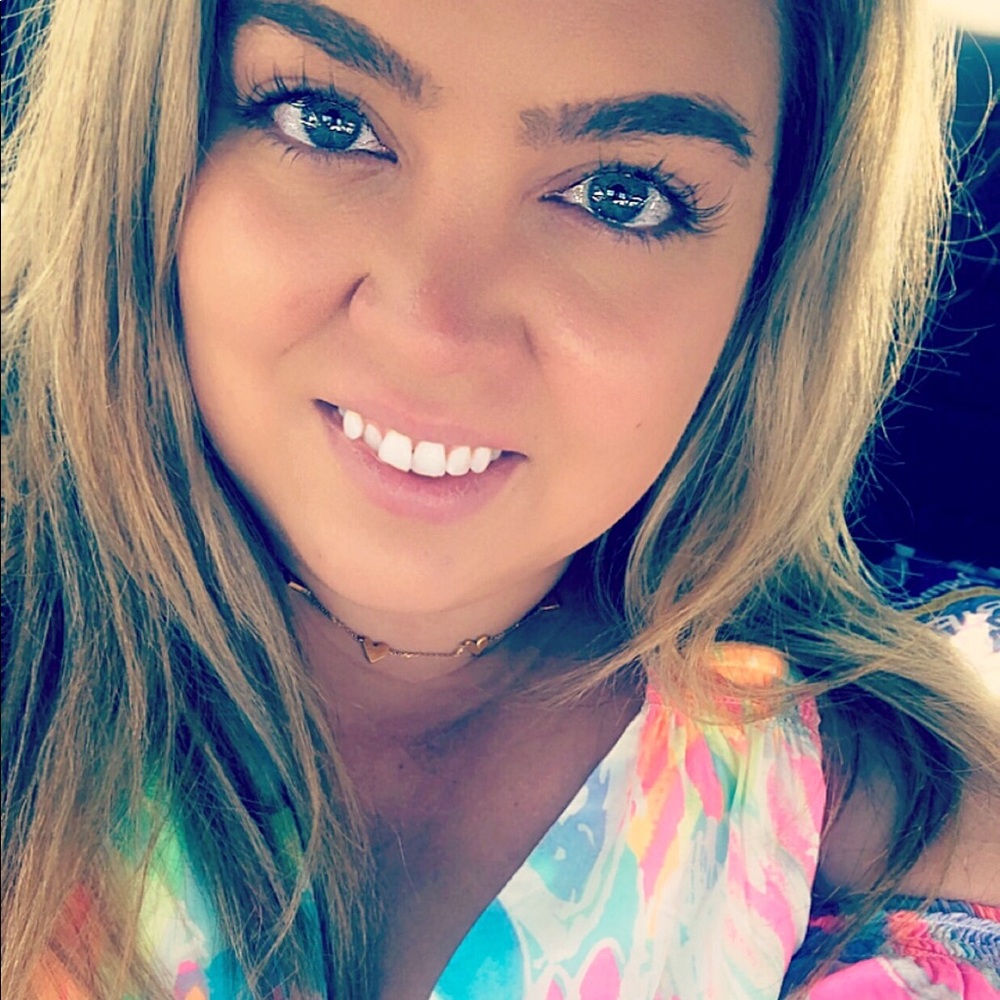 Meet your Posher, Stacy